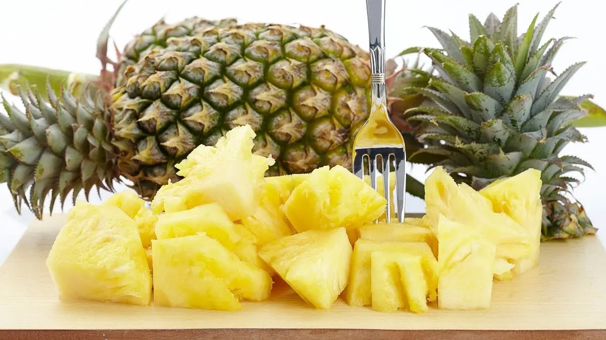 Abacaxi emagrece mesmo ou é só mais um mito da dieta